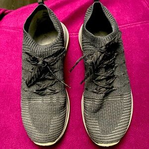 Women’s Under Armour gray ankle sneakers . Size 9.5